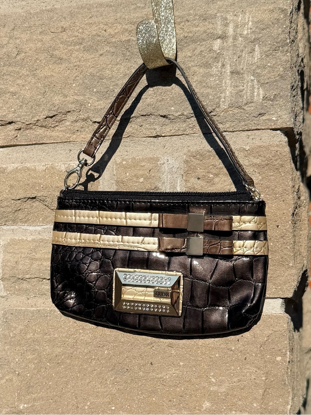 Vintage Y2K GUESS Brown Croc Rhinestone Bow Wristlet Clutch